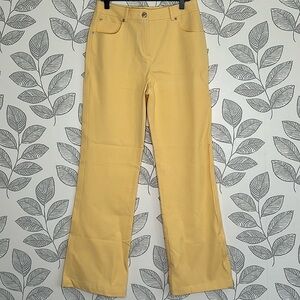 St. John Sport Jeans 4 Yellow Colored Denim Stretch Casual Preppy Bootcut Boho